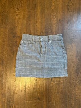 American Eagle Outfitters Grey Plaid Mini Skirt